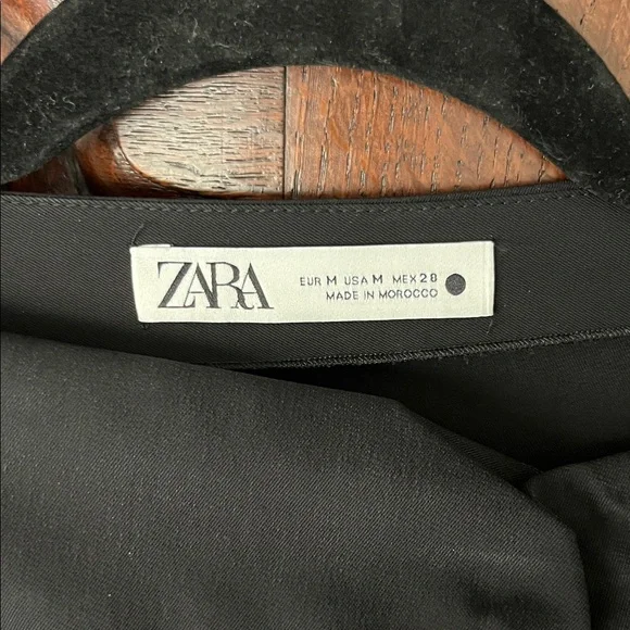 Zara Black Asymmetrical Pleated Dress - Picture 2 of 3